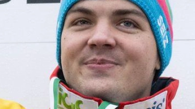 Für Francesco Friedrich (r) gibt es keinen Grund zum Jubel mehr. (Foto: Sebastian Kahnert/dpa)