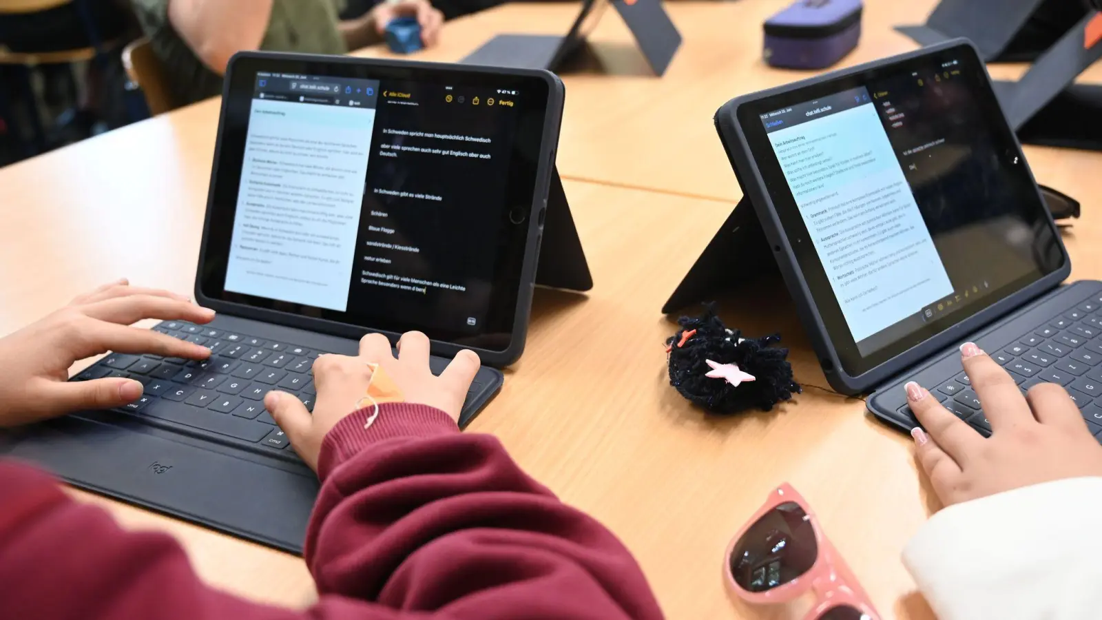 Laut Umfrage nutzen fast alle älteren Schüler KI-Tools. (Symbolbild) (Foto: Carmen Jaspersen/dpa)
