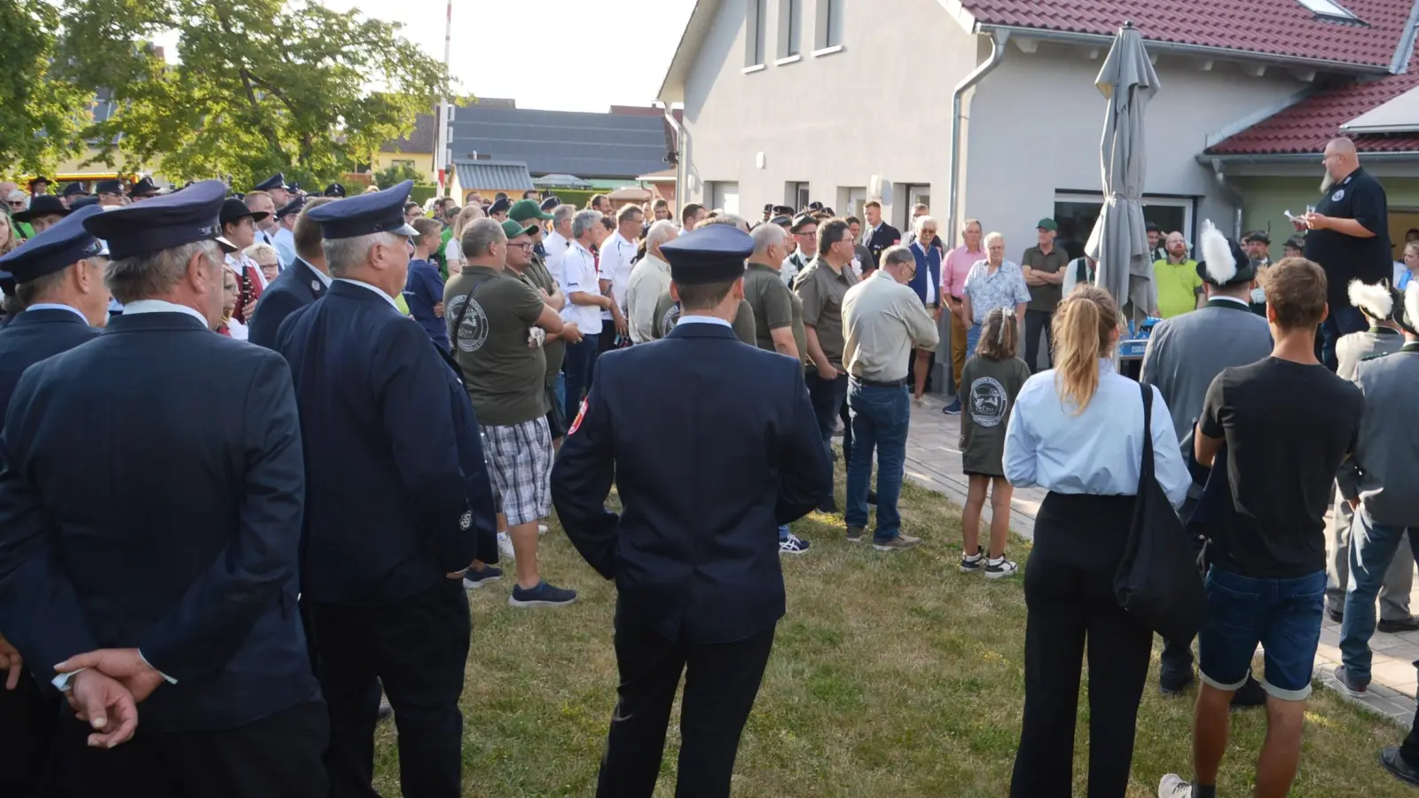 Die Vereine treffen sich am Freitagabend um 18.30 Uhr am Schützen- und Dorfgemeinschaftshaus. (Foto: Peter Tippl)