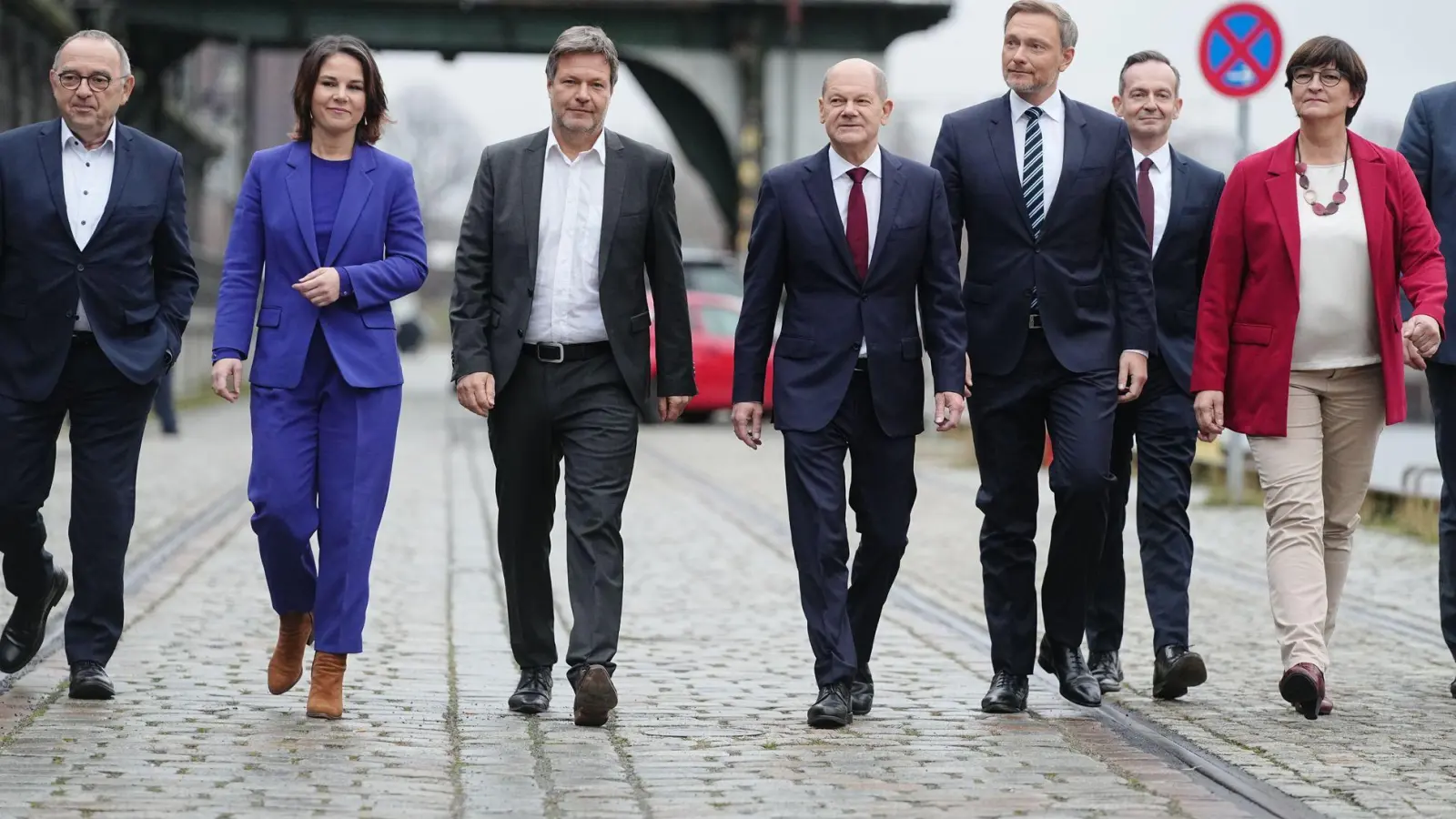 So ist die Ampel-Regierung einmal angetreten, damals unter dem Titel „Fortschrittskoalition“. (Archivbild) (Foto: Kay Nietfeld/dpa)