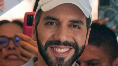 Der konservative Nayib Bukele, der seit 2019 regiert, ist für sein hartes Vorgehen gegen die Kriminalität und seinen autoritären Kurs bekannt. (Foto: Moises Castillo/AP/dpa)