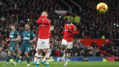 Christiano Ronaldo verschoss im Spiel gegen den FC Middlesbrough einen Elfmeter. (Foto: Jon Super/AP/dpa)