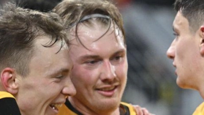 Borussia Dortmund darf auf den Einzug ins Achtelfinale der Champions League hoffen. (Foto: Bernd Thissen/dpa)