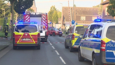 14-Jährige von Zug erfasst und getötet (Foto: Guido Schulmann/TV-Niederrhein.de/dpa)