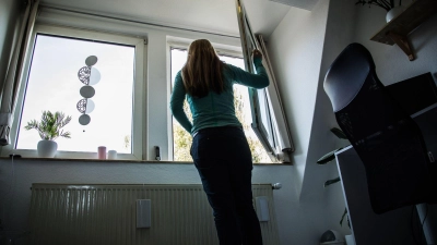 Rund ums Lüften und Heizen gibt es viele Mythen. (Foto: Christin Klose/dpa-tmn)