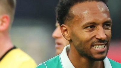 Der Fürther Julian Green (r) ist wieder fit. (Archivbild) (Foto: Daniel Karmann/dpa)