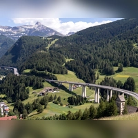 Reisechaos am Brenner: Die achtstündige Sperrung der Brennerautobahn am 30. Mai trifft viele Urlauber mitten in den Pfingstferien. (Foto: Sven Hoppe/dpa)