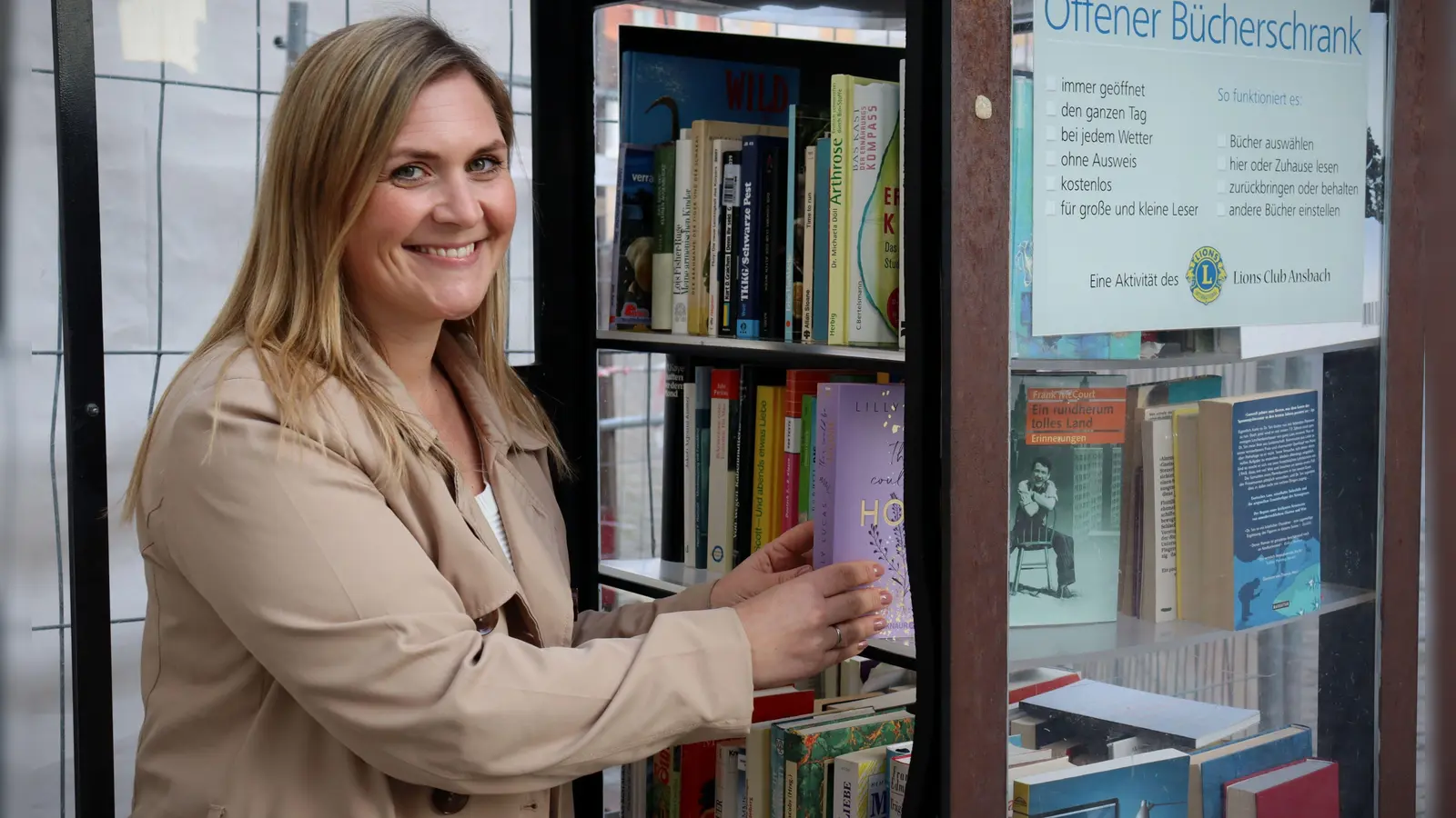 Julia Hanel schreibt als Lilly Lucas und landete mit ihrem aktuellsten Buch „This could be Home“ auf Platz 1 der Spiegel-Bestsellerliste. Sie stammt aus Leutershausen. (Foto: Antonia Müller)