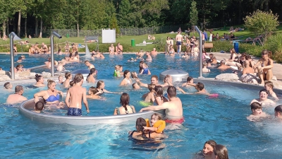 Egal, wie gut die Besucherzahlen des Waldbads auch sind – kostendeckend wird dessen Betrieb mutmaßlich nie werden. (Foto: Anita Dlugoß)