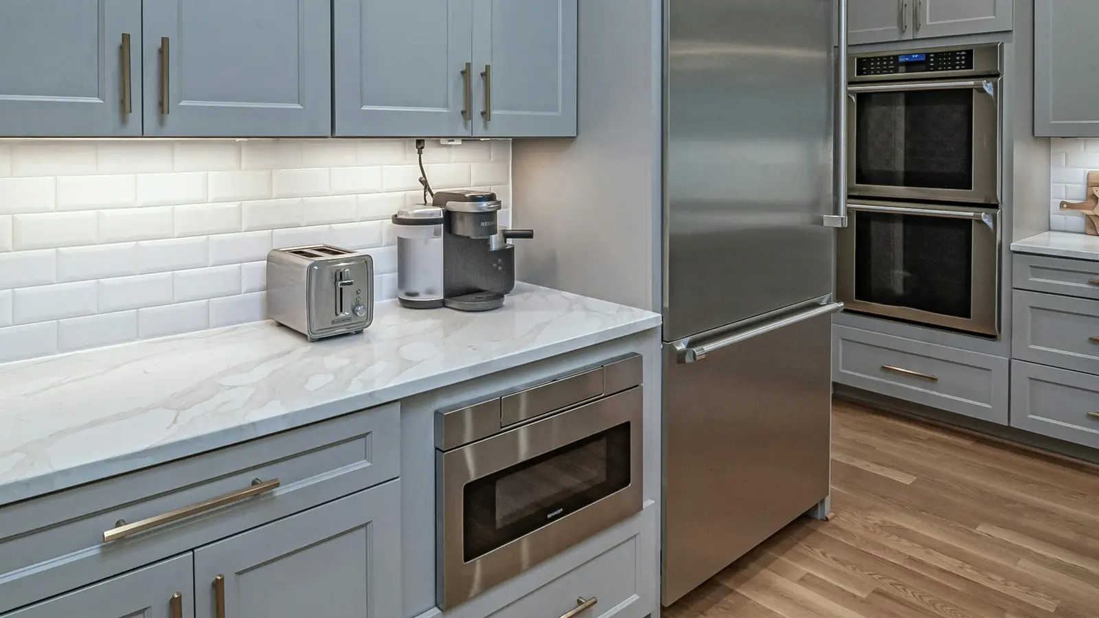 Eine sinnvolle und effiziente Küchenplanung zahlt sich aus. (Foto: Pexels)