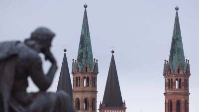 In Würzburg tagt derzeit die Deutsche Bischofskonferenz (DBK). (Symbolbild) (Foto: Karl-Josef Hildenbrand/dpa)