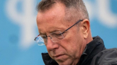 Markus Kauczinski ist nun auch offiziell nicht mehr Trainer des TSV 1860 München. (Archivbild) (Foto: Peter Kneffel/dpa)