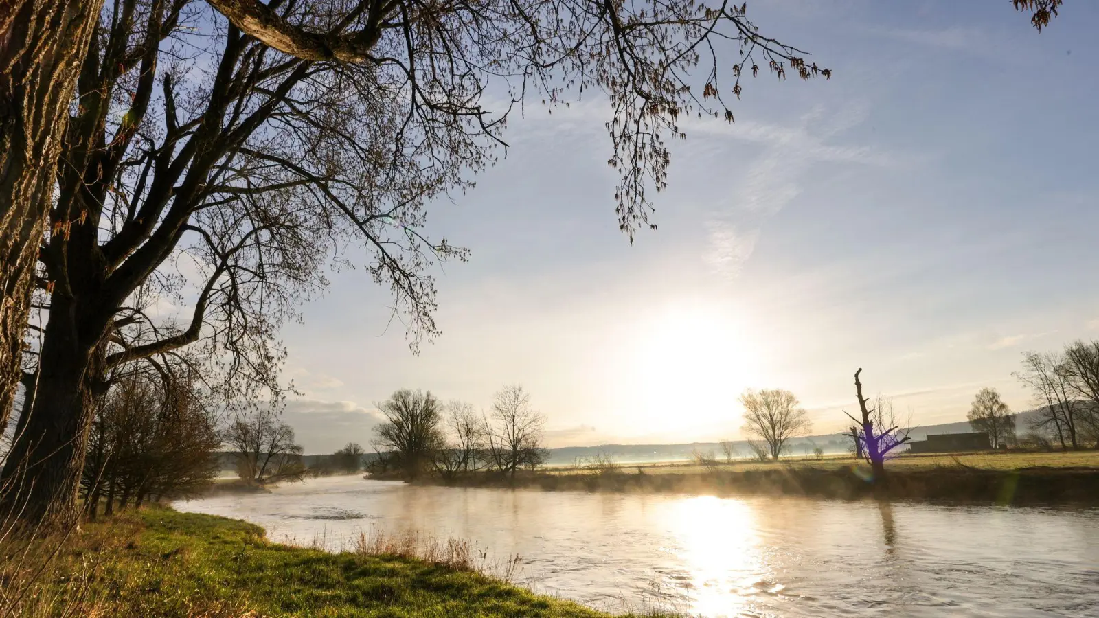Der Dresdner Extremschwimmer Joseph Heß will die Donau von Ulm bis zur Mündung durchschwimmen. (Symbolbild) (Foto: Thomas Warnack/dpa)