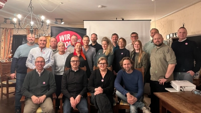 Sie wollen als Team Verantwortung für Feuchtwangen übernehmen: Die Kandidierenden der parteilosen Gruppierung „Wir wollen Wandel”.  (Foto: Martina Haas)