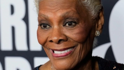 Im Rahmen ihrer Abschiedstour kommt die US-Sängerin Dionne Warwick im September nach Deutschland. (Archivbild) (Foto: Chris Pizzello/Invision via AP/dpa)