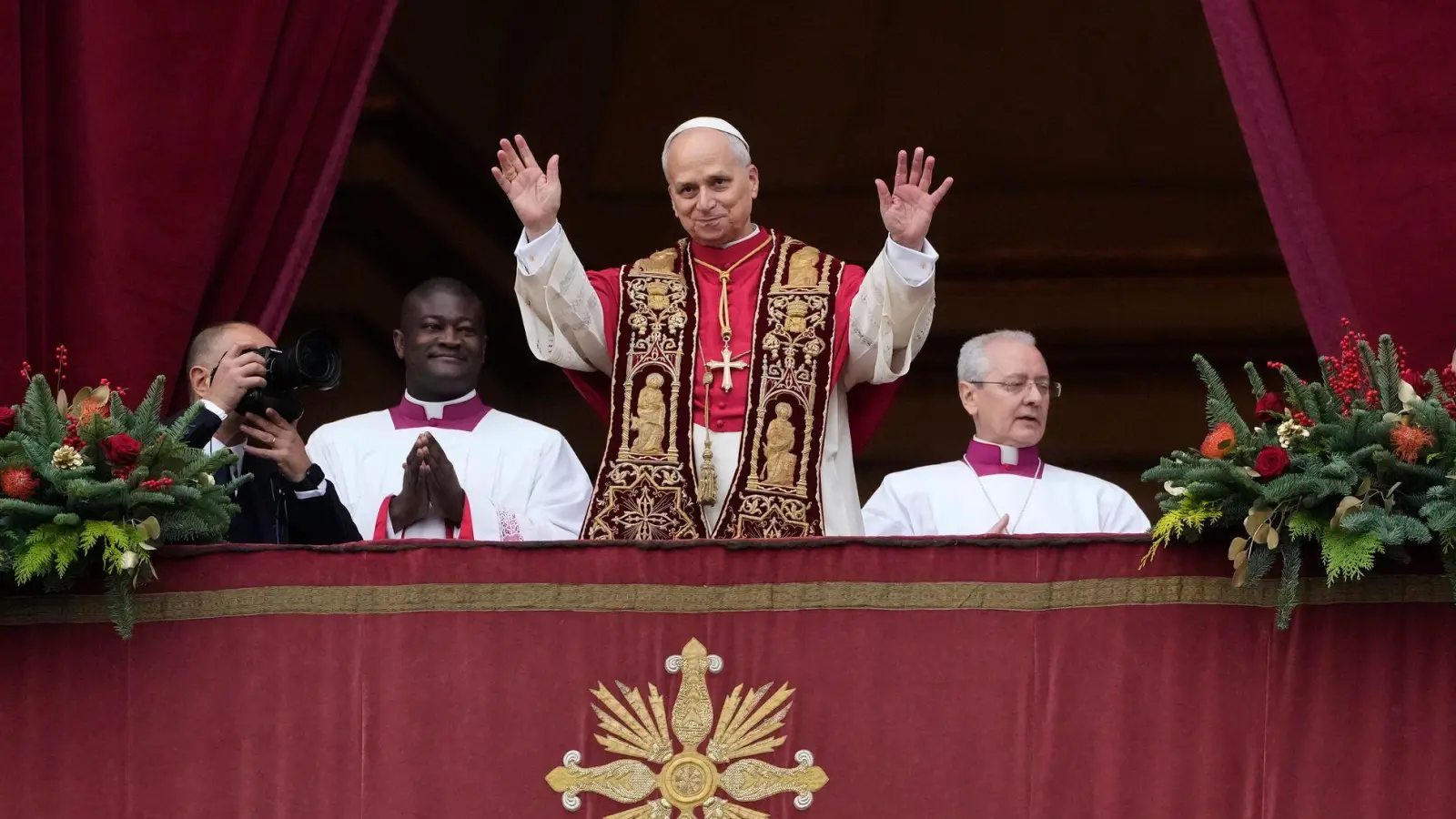 Für die Katholiken war es das erste Weihnachtsfest mit Papst Leo als Kirchenoberhaupt. (Foto: Gregorio Borgia/AP/dpa)