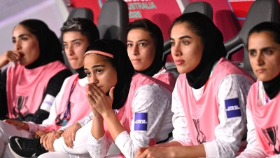 Das iranische Team hatte vor dem ersten Gruppenspiel bei der Nationalhymne geschwiegen.  (Foto: Dave Hunt/AAP/dpa)