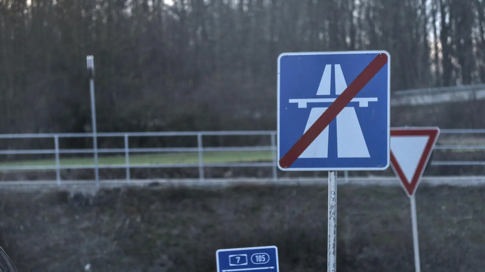 Die A6 ist an zwei Wochenenden vollgesperrt. (Symbolbild: Tizian Gerbing)