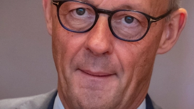 Vor den Wahlen in Berlin und Mecklenburg-Vorpommern ist die Lage für Kanzler Merz schwierig. (Foto: Michael Kappeler/dpa)