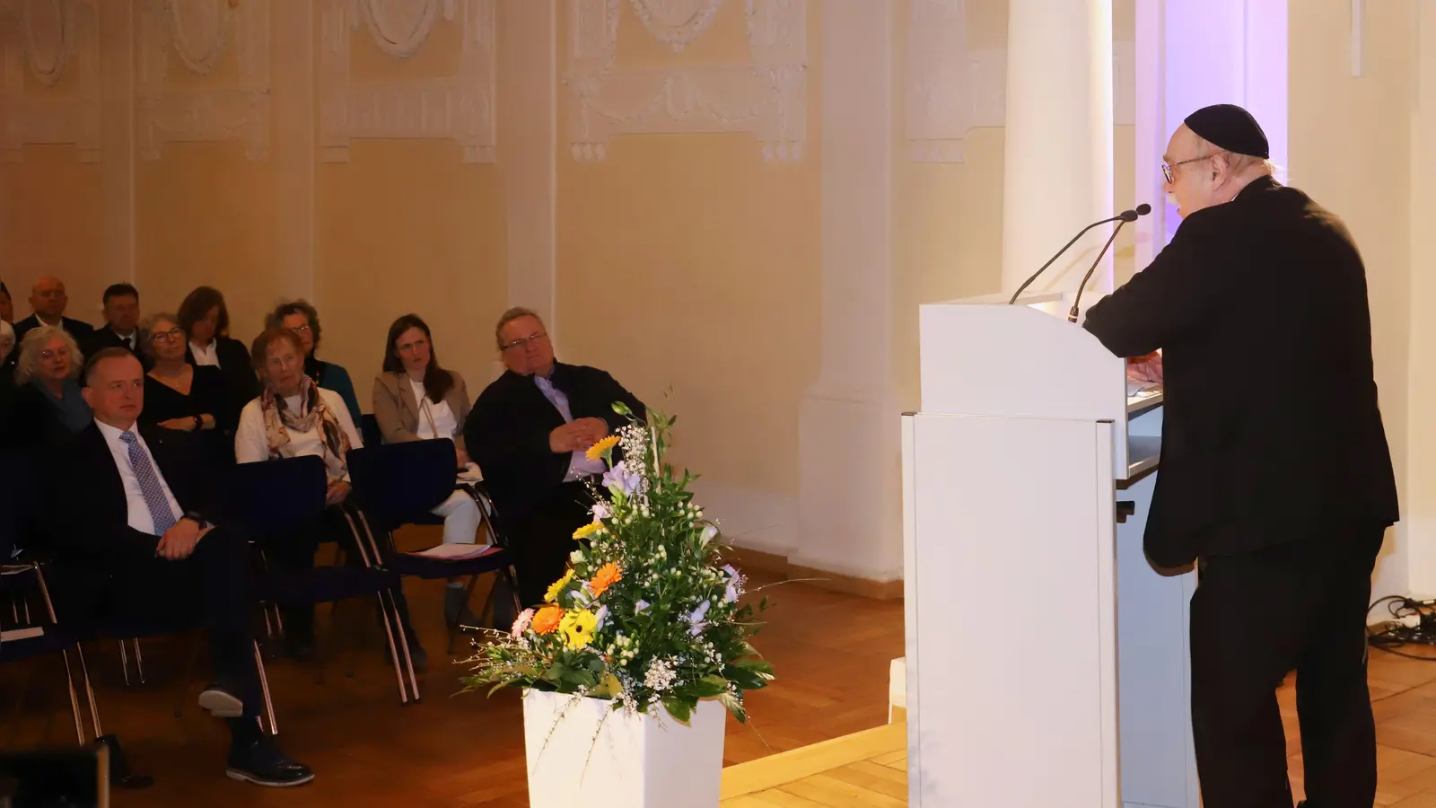 Rabbiner Professor Dr. Andreas Nachama ging in seinem Festvortrag auch auf seine Familiengeschichte ein. (Foto: Oliver Herbst)