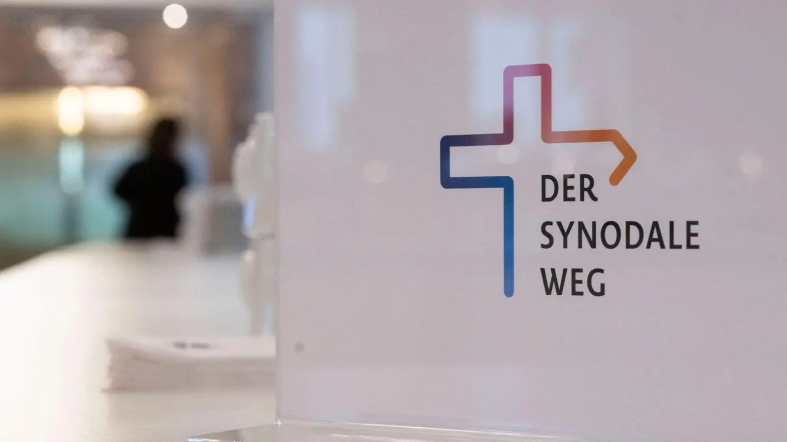 Der Synodale Weg der katholischen Kirche kommt einen Schritt weiter. (Symbolbild) (Foto: Marijan Murat/dpa)