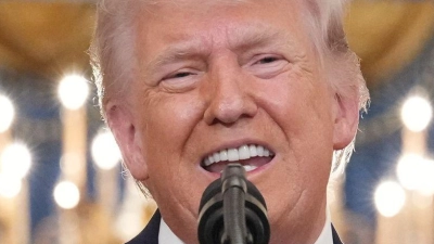 US-Präsident Donald Trump spricht von enormen Fortschritten im Krieg gegen den Iran. Teheran widerspricht den US-Erfolgsmeldungen.  (Foto: Alex Brandon/AP Pool/AP/dpa)