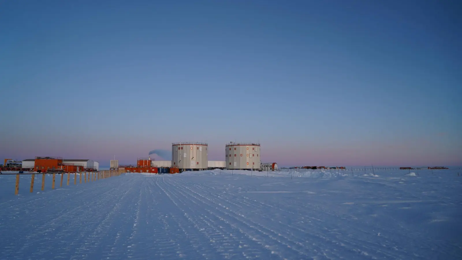 Monatelange Isolation kann Konflikte in Gruppen verstärken, zeigt eine Studie aus der Antarktis. (Foto: Jessica Studer/EurekAlert/dpa)