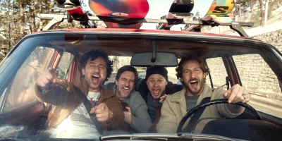 Die vier Alphamännchen, gespielt von Serkan Kaya, Tom Beck, Moritz Führmann und David Rott (von links). (Foto: Stephan Rabold/Netflix)