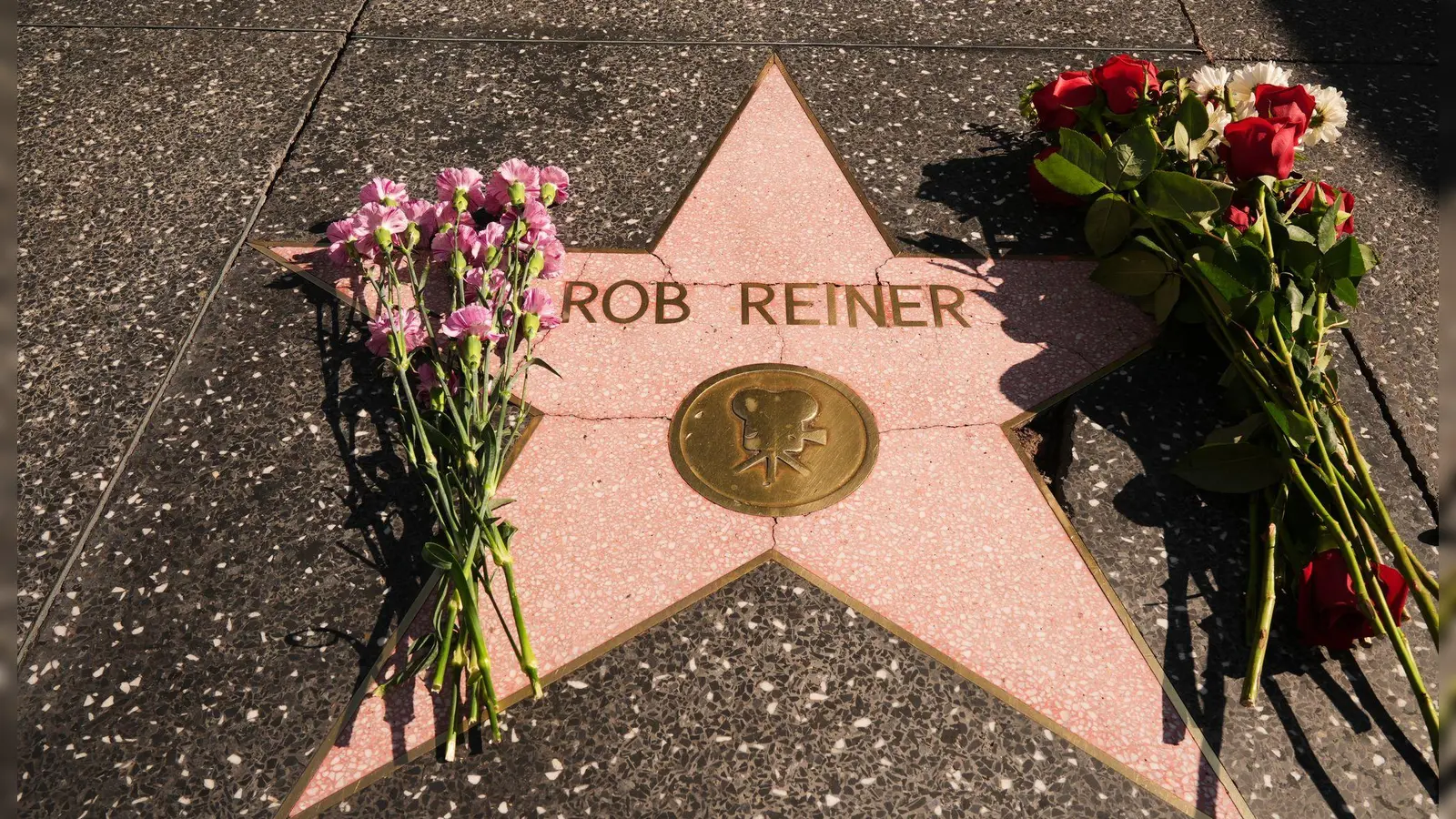 Hollywood trauert um den Star-Regisseur.   (Foto: Damian Dovarganes/AP/dpa)