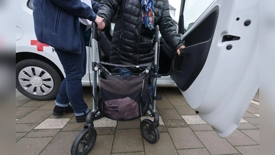 Die Einstufung in verschiedene Pflegegrade entscheidet über die Höhe der Unterstützung durch die Pflegeversicherung. (Symbolbild) (Foto: Michael Bahlo/dpa/dpa-tmn)