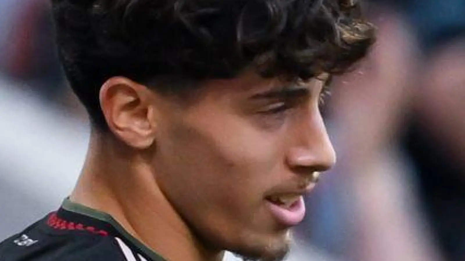 Santos Daiber (l) will wie Karl regelmäßig für die Profis spielen. (Archivbild) (Foto: Sven Hoppe/dpa)