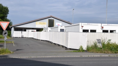 Im Drehkreuz Scheinfeld sind derzeit 50 Personen untergebracht. Diese werden im Laufe dieser und nächster Woche alle dezentral umverteilt, so dass die Notunterkunft vorerst unbewohnt ist. (Foto: Andreas Reum)