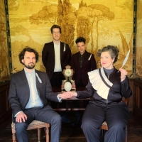 Widmen sich zum Auftakt der Kreuzgangspiele extra-Reihe der Dichterin Annette von Droste-Hülshoff (von links): Andris Meinig (Kontrabass), Philip Frischkorn (Piano), Philipp Scholz (Schlagzeug) und Bachmann-Preisträgerin Nora Gomringer (Rezitation). (Foto: Philipp Scholz)
