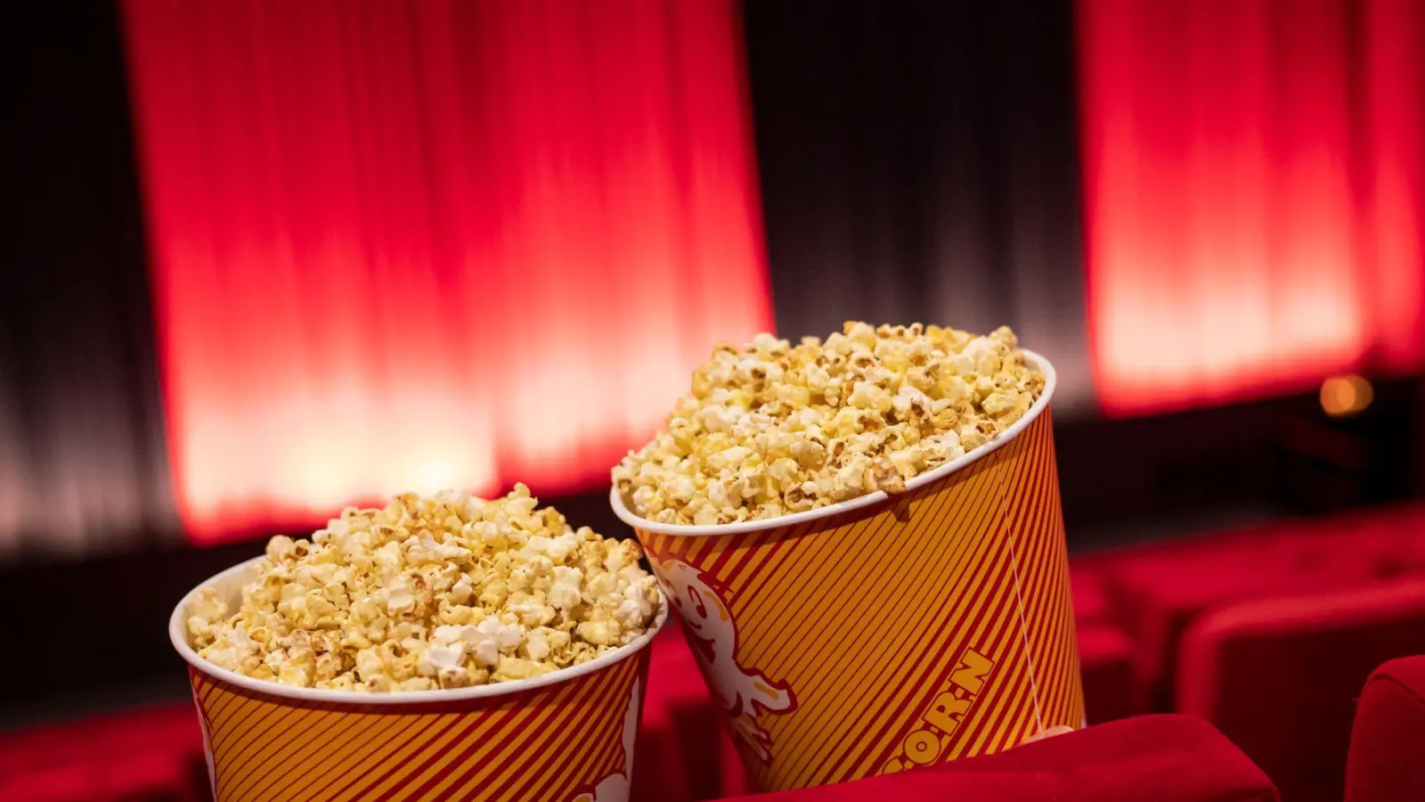 Kinos wurden vergangenes Jahr wieder etwas öfter besucht (Symbolbild). (Foto: Fabian Sommer/dpa)