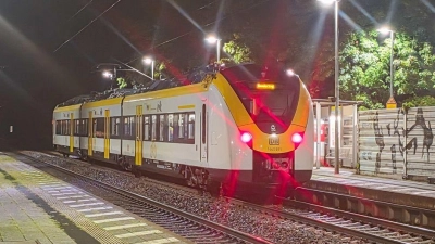 Ein 36 Jahre alter Tatverdächtiger ist nach der brutalen Attacke auf einen Bahnmitarbeiter auf freiem Fuß. (Foto: Melanie Keul/EinsatzReport24 /dpa)