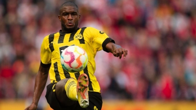 Dortmunds Anthony Modeste spielt den Ball. (Foto: Marius Becker/dpa/Archivbild)