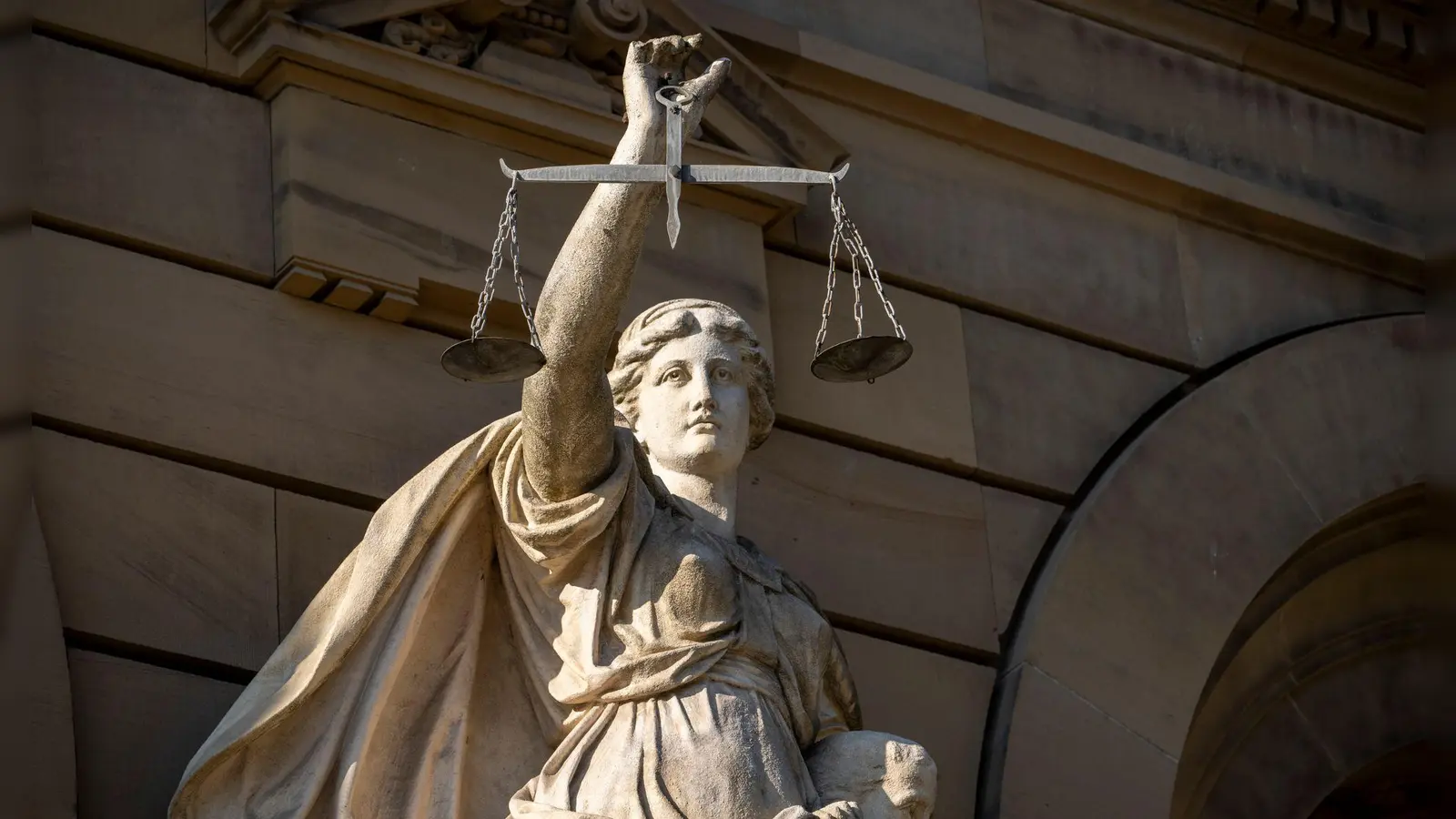 Kindeswille vor Gutachten: Gericht bestätigt Aufenthalt beim Wunsch-Elternteil. (Foto: Stefan Puchner/dpa/dpa-tmn)