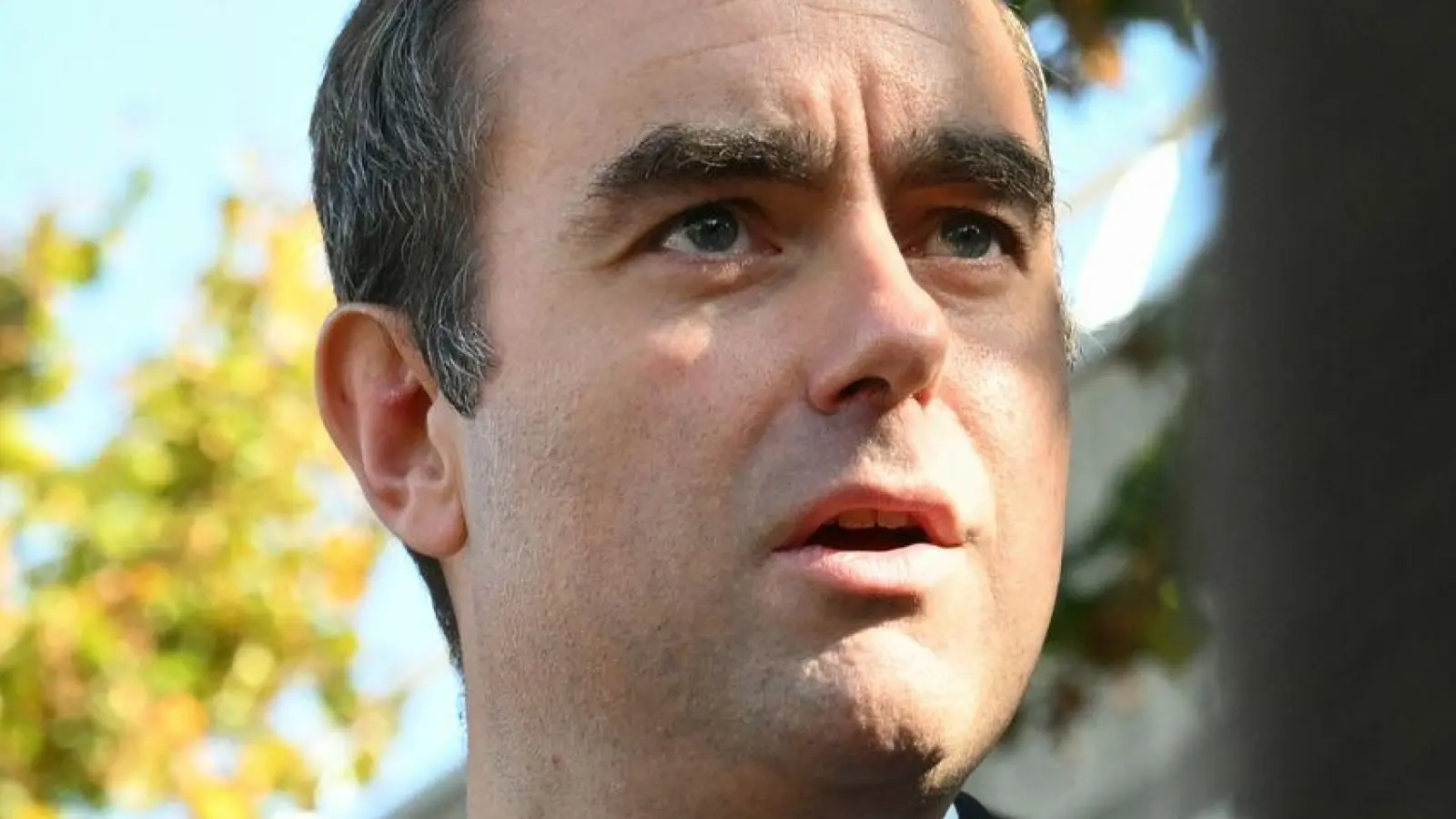 Frankreich hat eine neue Regierung - aber hält sie auch? (Archivbild) (Foto: Martin Lelievre/Pool AFP/AP/dpa)