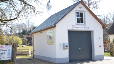 Die Sirene auf dem Feuerwehrhaus funktioniert zurzeit nicht immer. Die Reparatur soll demnächst erfolgen.Trotzdem hätte die Feuerwehr in ihrem Domizil einen Telefonanschluss.  (Foto: Christa Frühwald)