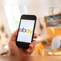 Ebay-Käufer können auf neue Rabatte hoffen - und müssen schnellere Sanktionen fürchten, wenn sie zu häufig nicht oder nicht pünktlich zahlen. (Foto: Zacharie Scheurer/dpa-tmn)