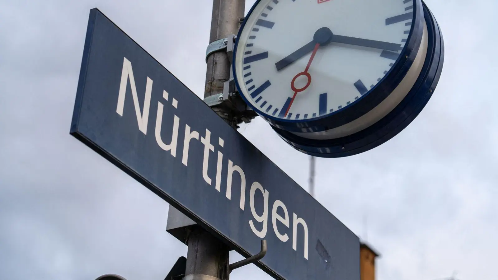 In Nürtingen erfolgte der Zugriff der Einsatzkräfte. (Foto: Enrique Kaczor/dpa)