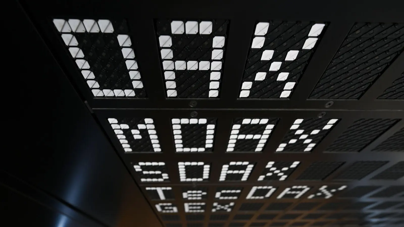 Die Einigung zwischen den USA und dem Iran auf eine Waffenruhe sorgt bei den Anlegern weltweit für enorme Erleichterung. (Symbolbild) (Foto: Arne Dedert/dpa)