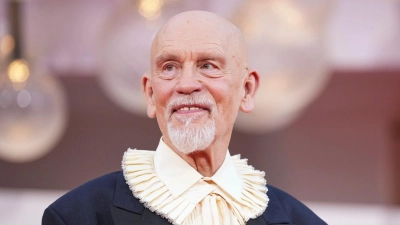 John Malkovich vor der Premiere von „Wild Horse Nine“ Anfang September. (Foto: Alessandra Tarantino/Invision/AP/dpa)