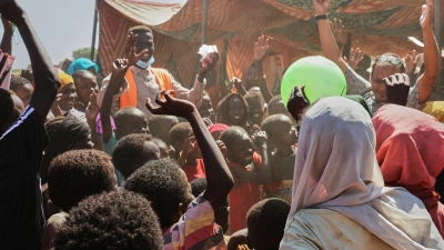 Das Weltstrafgericht ermittelt zu möglichen Kriegsverbrechen im Sudan.  (Foto: Marwan Mohammed/NRC via AP/dpa)