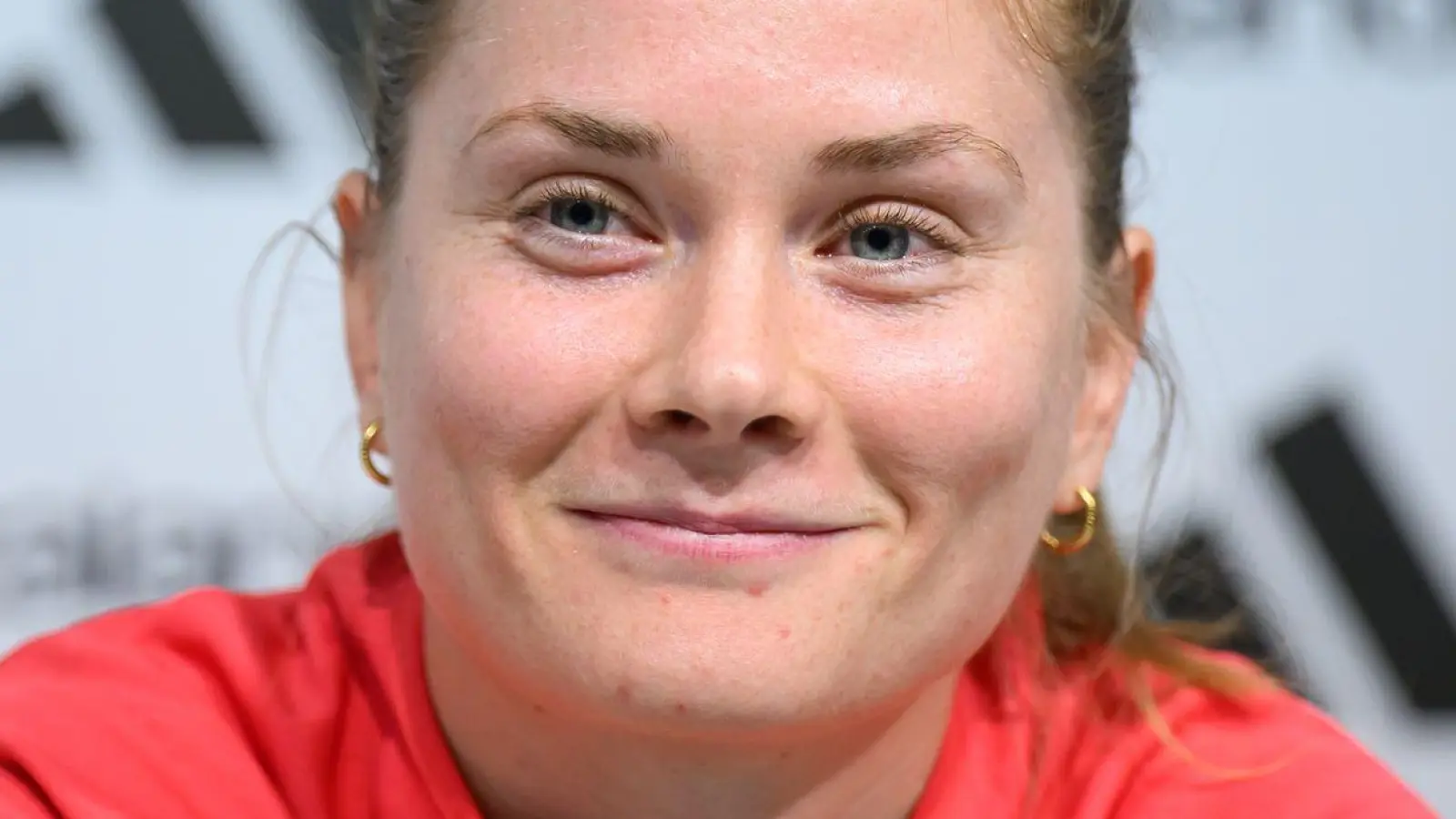 Freut sich über die erste Cheftrainerin in der Männer-Bundesliga: Sjoeke Nüsken. (Archivbild).    (Foto: Robert Michael/dpa)