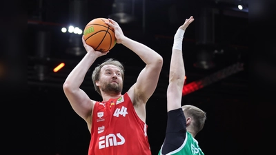 Lars Lagerpusch im Trikot der Nürnberg Falcons (in der vergangenen ProA-Saison gegen Koblenz). (Foto: Sportfoto Zink / Daniel Marr)