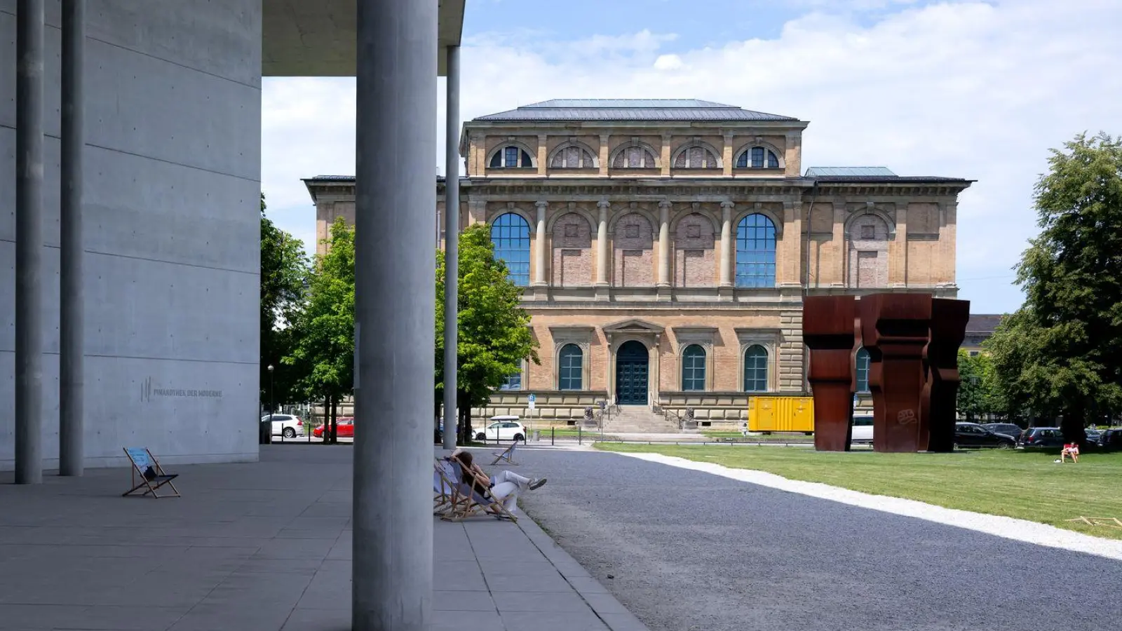 Die Provenienzforschung in Bayern soll neu strukturiert werden. Dabei geht es um Kunstwerke, die jüdischen Sammlern von den Nationalsozialisten geraubt oder abgepresst wurden. (Archivbild) (Foto: Sven Hoppe/dpa)