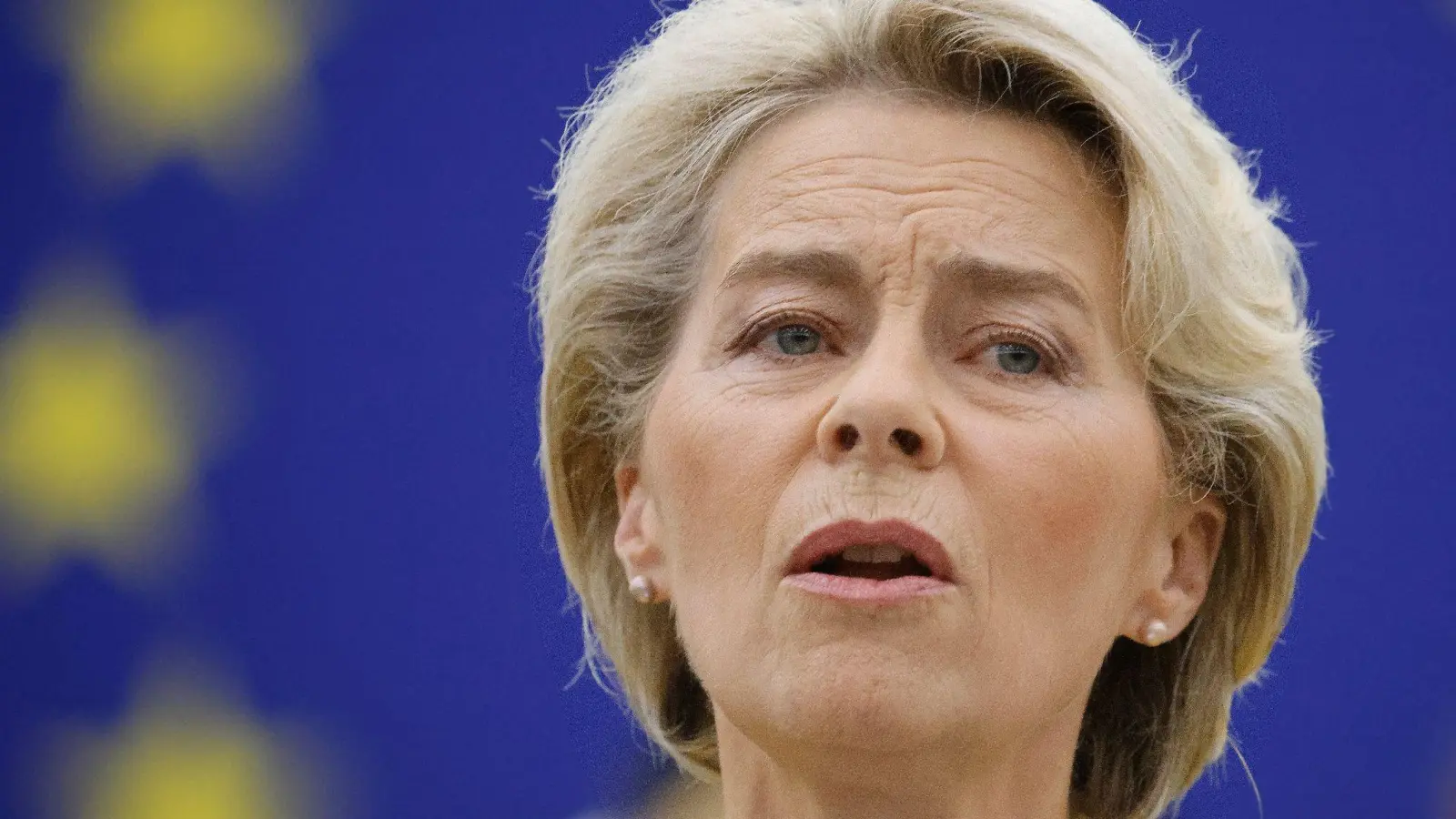 Kommissionspräsidentin Ursula von der Leyen hält zu Beginn der Plenarsitzung des Europaparlaments eine Rede zur Lage der Union. (Foto: Philipp von Ditfurth/dpa)