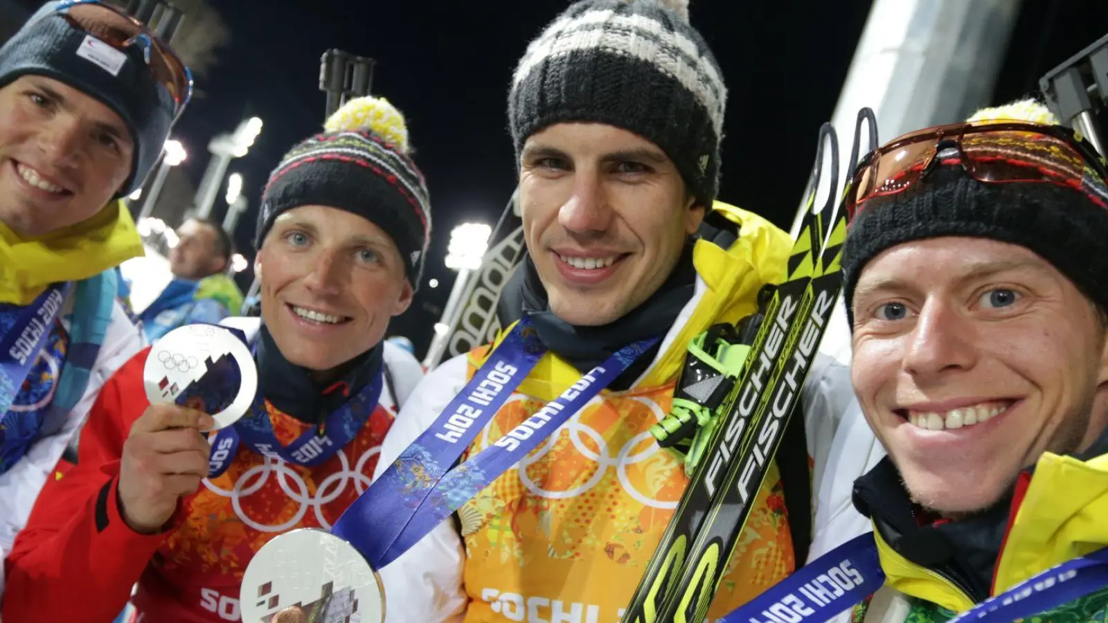 Nachträglich Olympiasieger: Die deutsche Biathlon-Staffel von 2014. (Foto: Kay Nietfeld/dpa)