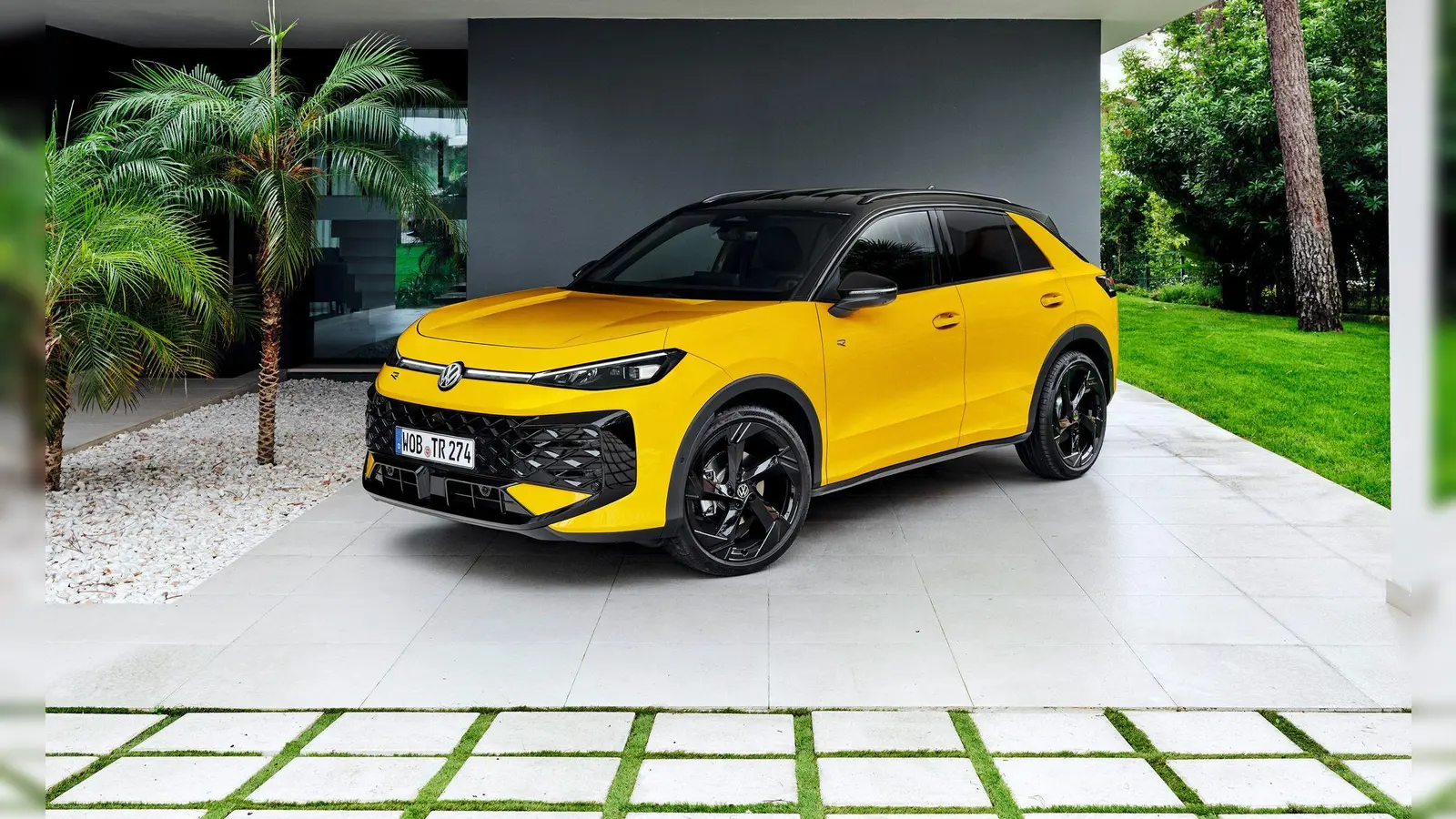 Neue Wege bei VW: Mit dem Golf und T-Roc als klassische Hybride ohne Stecker reagiert VW auf die steigende Nachfrage nach effizienten Antrieben und die CO2-Vorgaben. (Foto: Volkswagen AG/dpa-tmn)